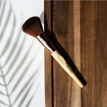 So Eco Blush Brush perie pentru fata cu peri hipoalergenici - imagine 3
